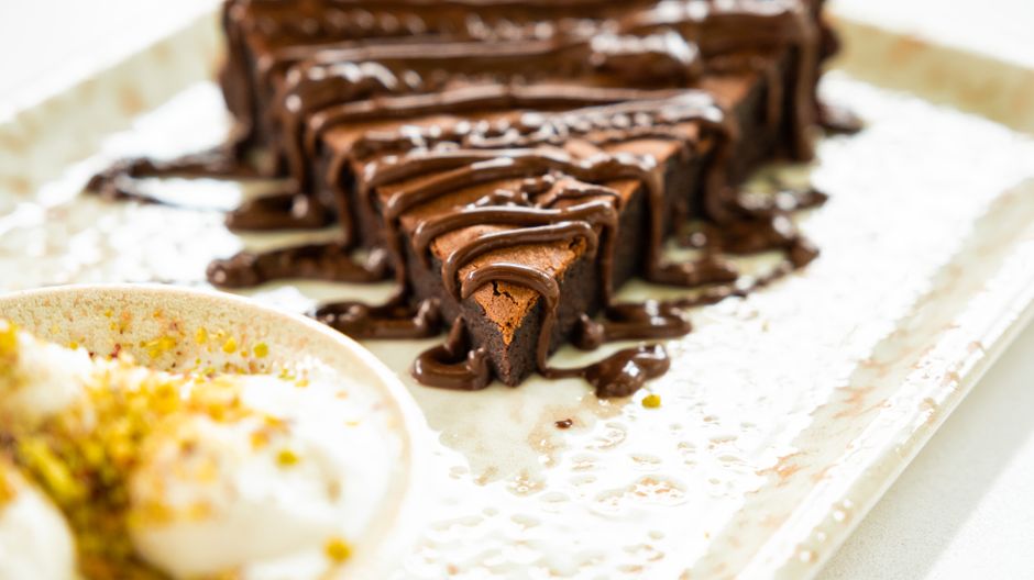 Glutenfri kladdkaka med potatismjöl – utan mjölmix (recept)