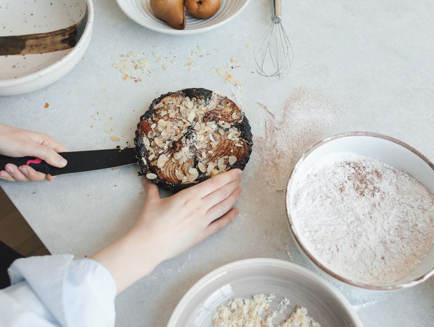 Glutenfri mandelkaka med päron – recept